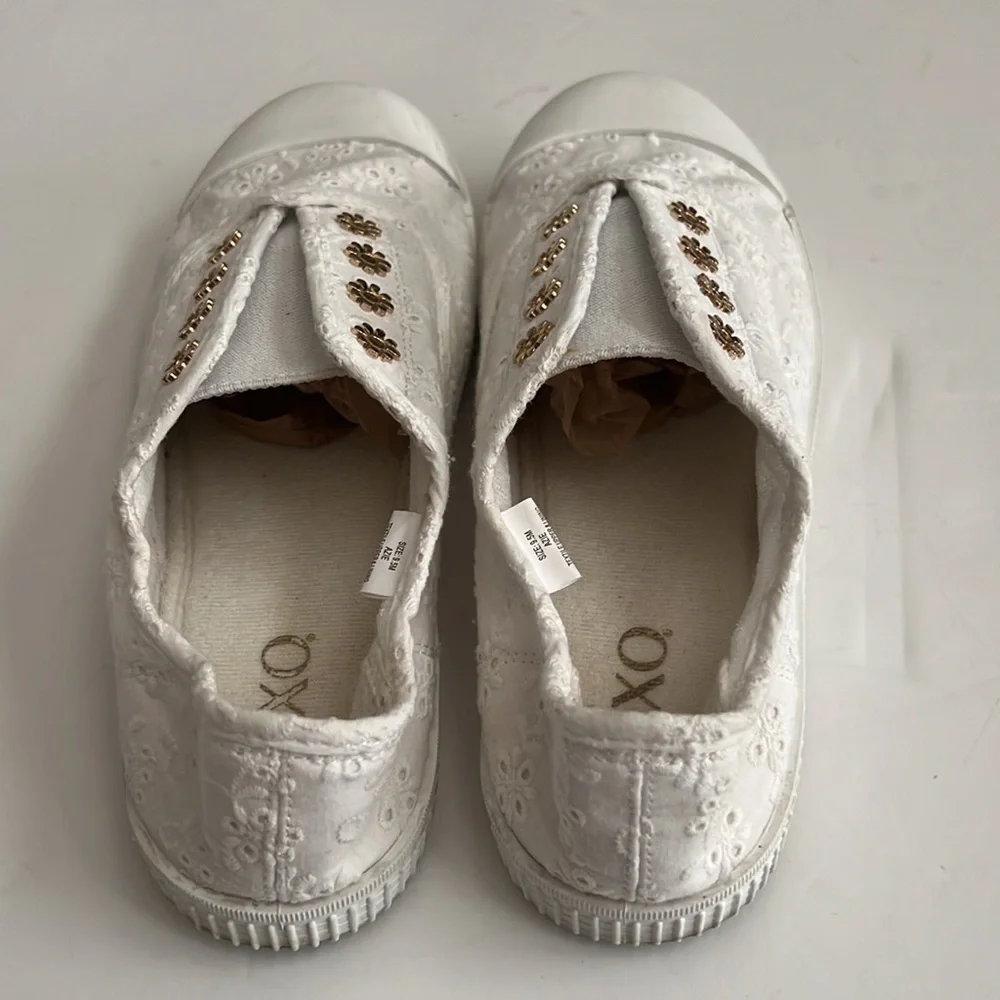Xoxo Azie White Eyelet Slip On Sneakers